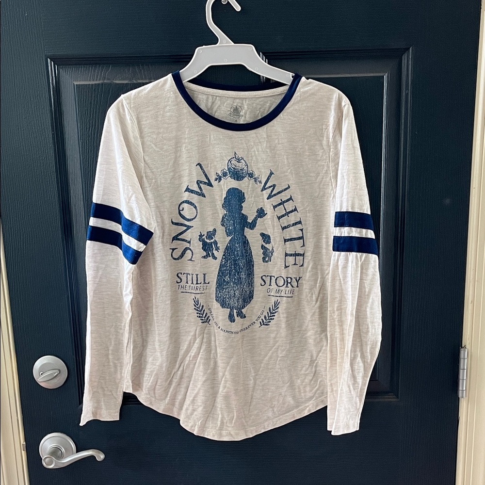 Snow White adult Long Sleeve Shirt - oatmeal  and Blue in color. Size medium